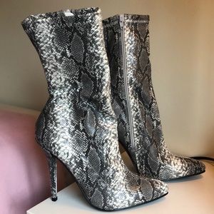 Fashion Nova Snake Print Booties
